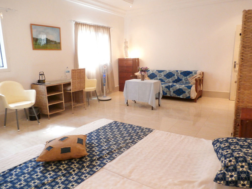 B & B Villa Calliandra Bijilo Екстер'єр фото