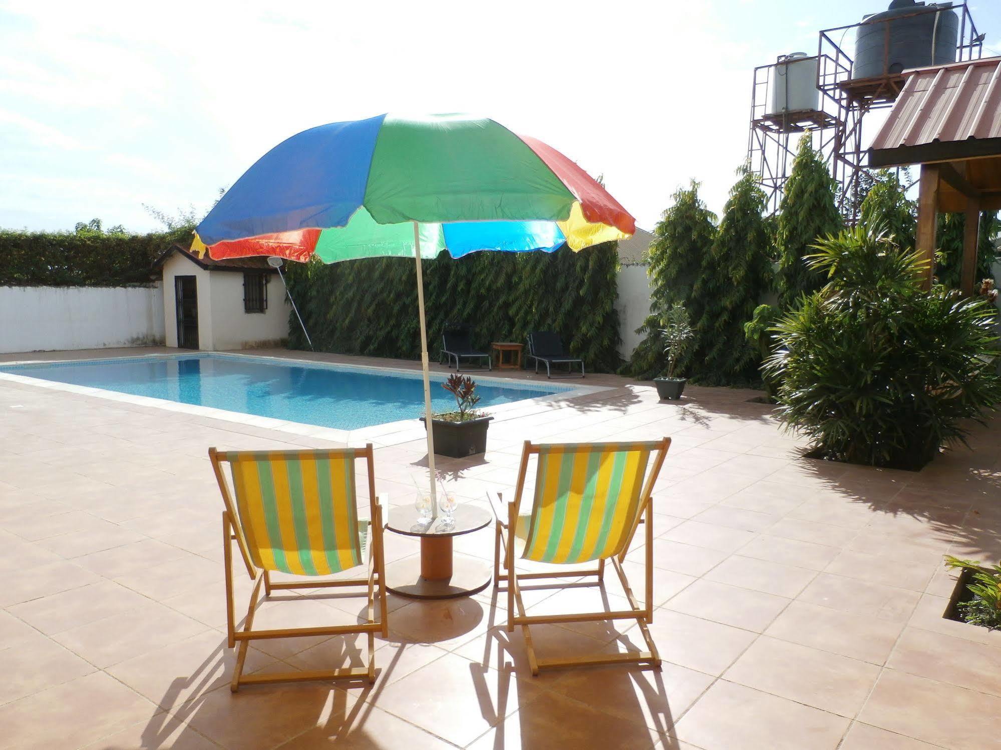 B & B Villa Calliandra Bijilo Екстер'єр фото
