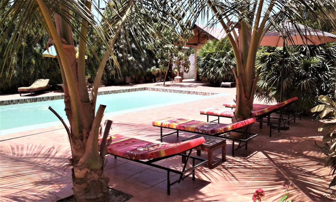 B & B Villa Calliandra Bijilo Екстер'єр фото