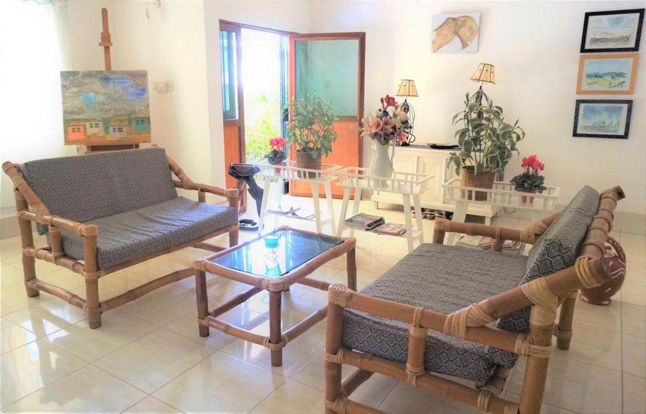 B & B Villa Calliandra Bijilo Екстер'єр фото