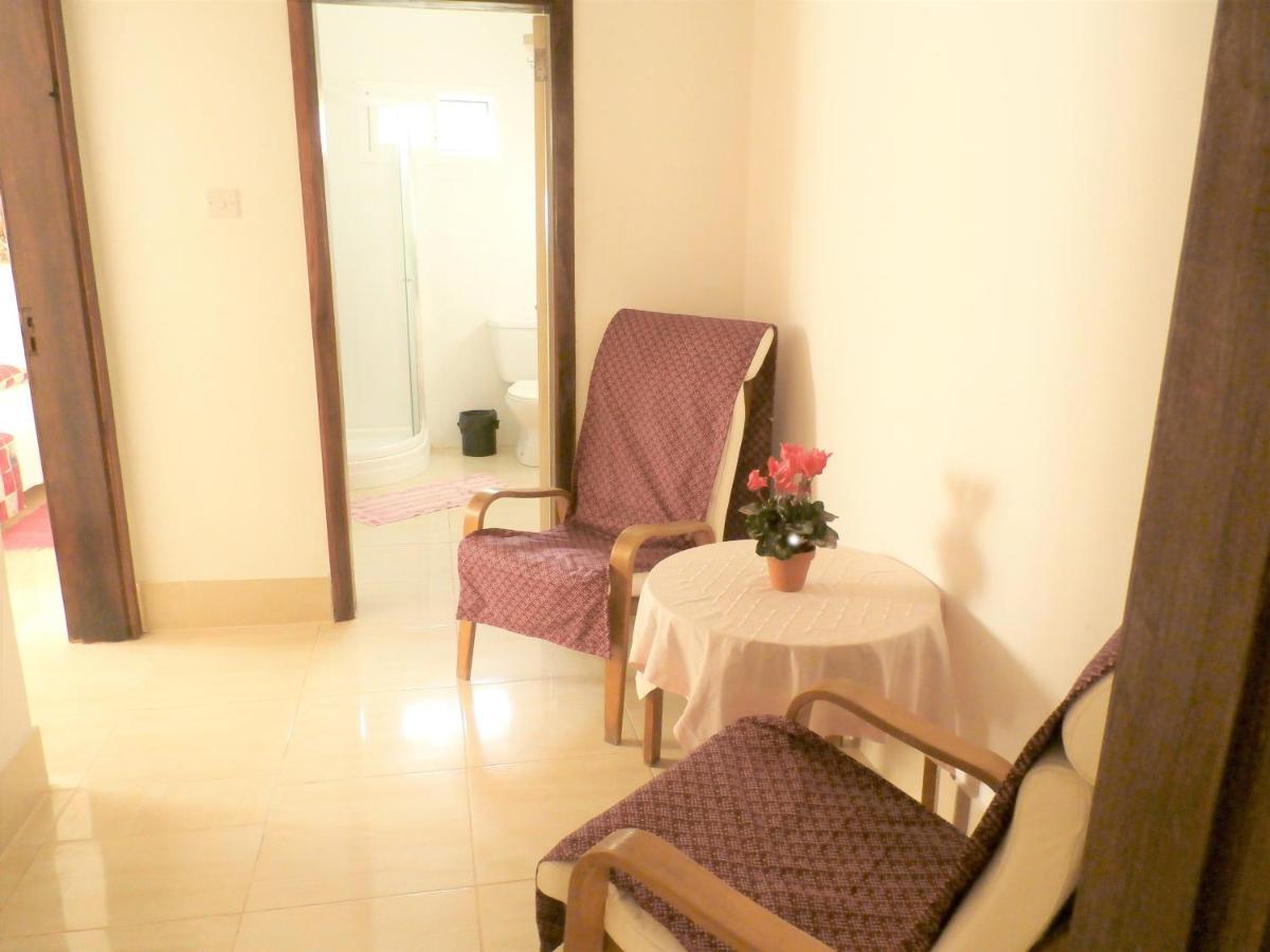 B & B Villa Calliandra Bijilo Екстер'єр фото